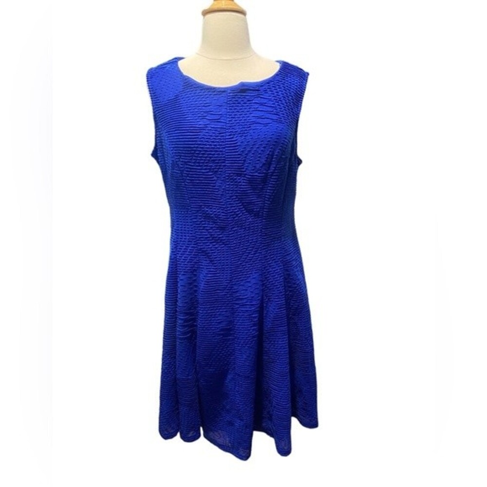 Blue Sleeveless Cocktail Dress by Sandra Darren -size 12